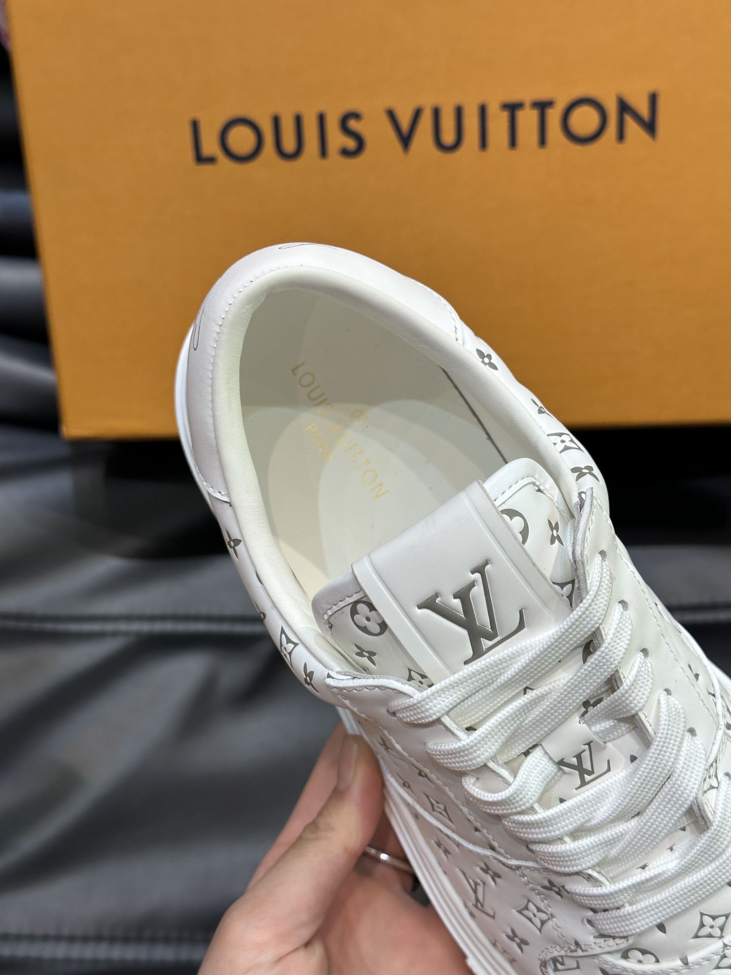 Louis Vuitton Low Shoes